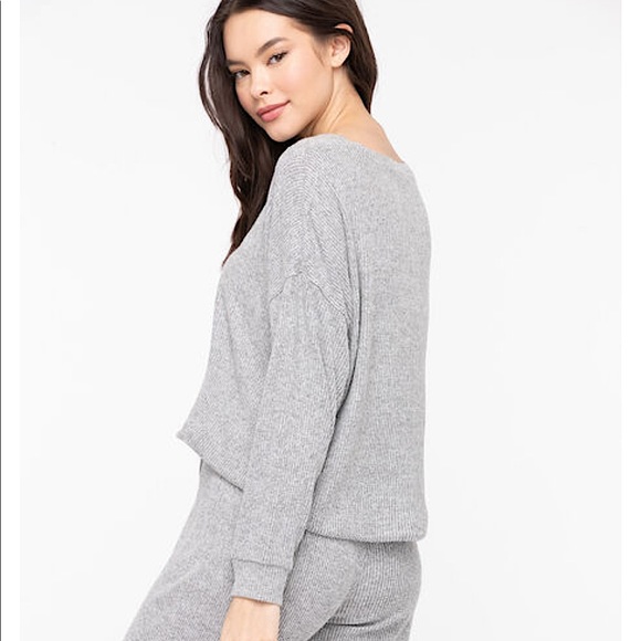 🎄🎁Cozy Dolman Sleeve Ribbed Top - Light Grey - Picture 10 of 11